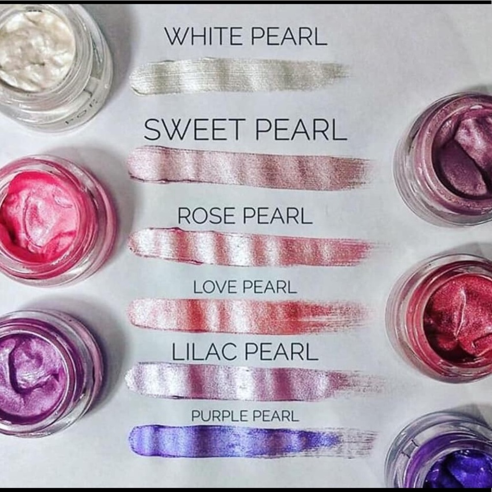 Cream shadows